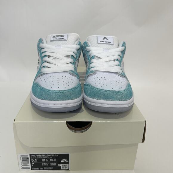 Nike SB Dunk Low Pro QS X April Skateboards “Tiffany” - Picture 2 of 7